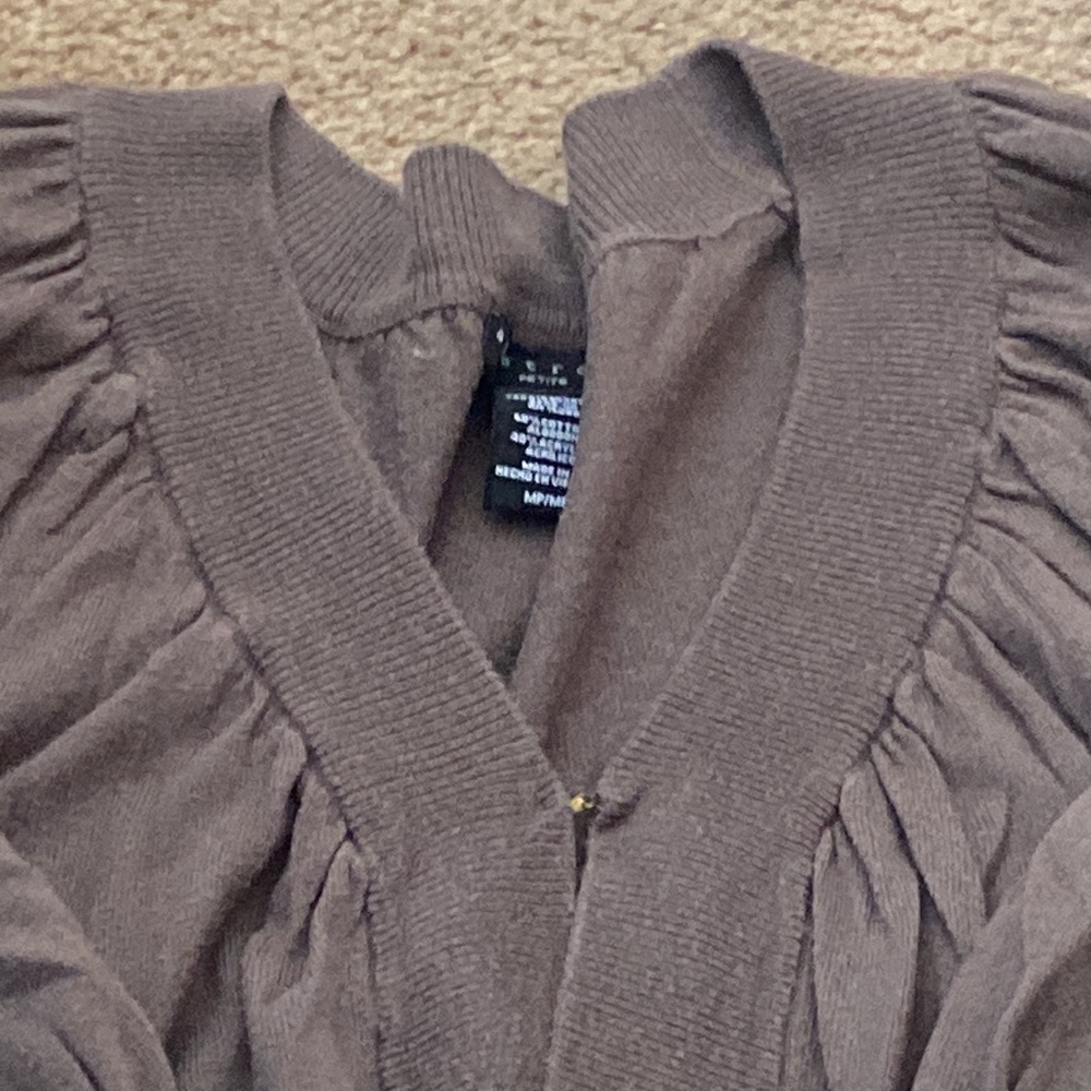 Cardigan - Picture 2 of 6